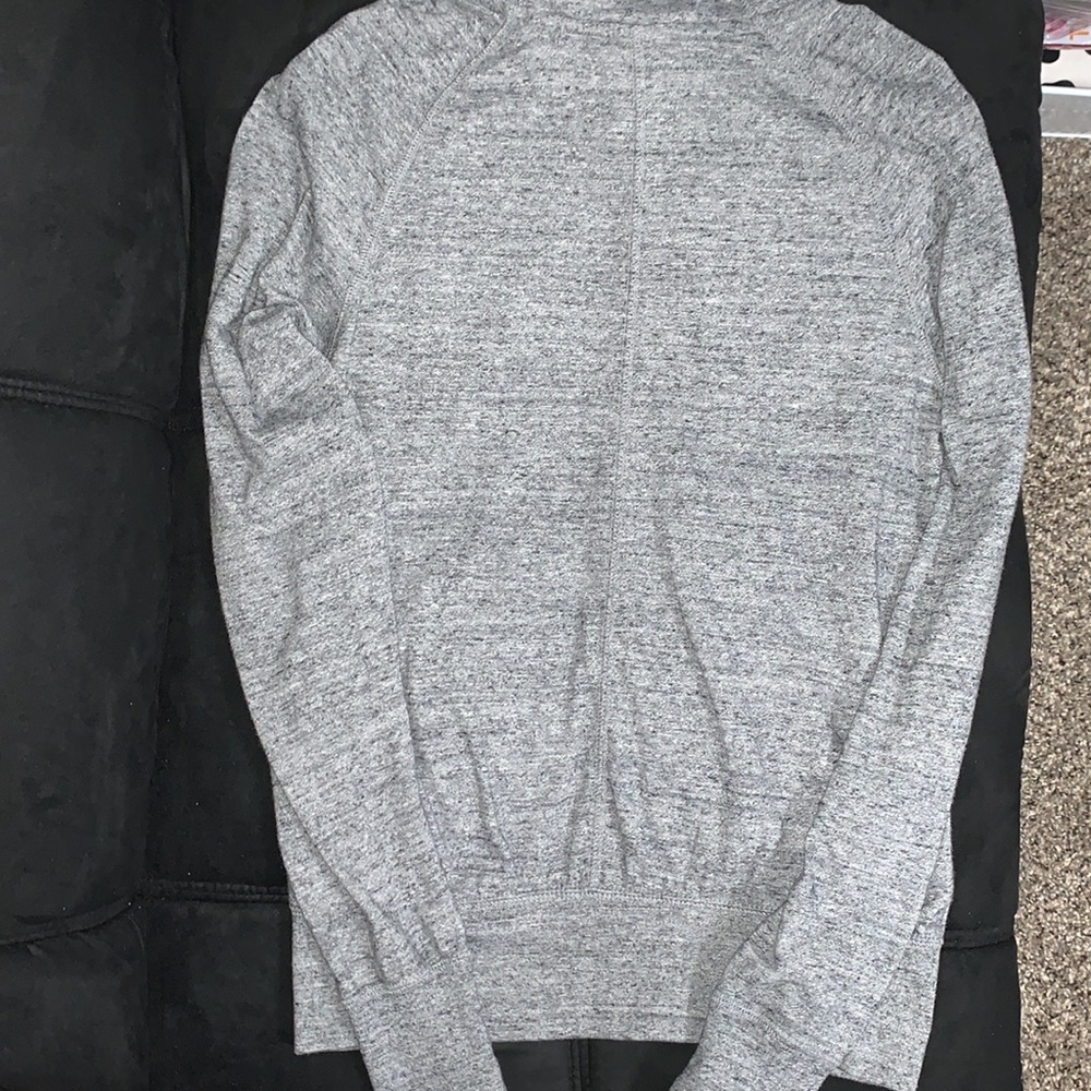 Sweater - Picture 4 of 4